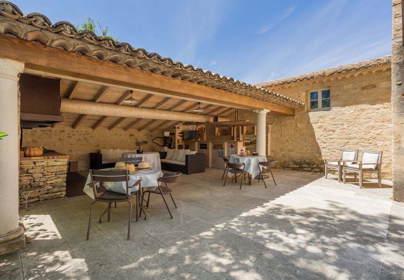 Villa à Cavaillon - Location vacances mas piscine LES TAILLADES LS2-11