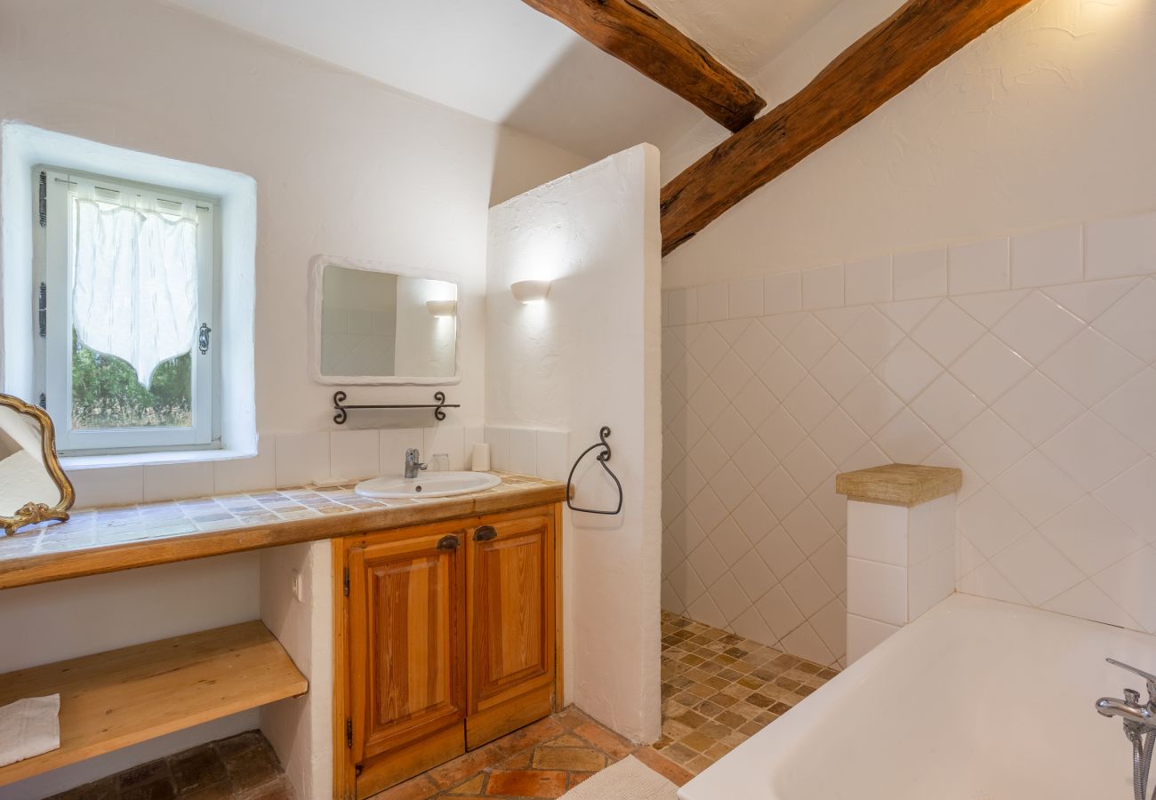 Villa à Cavaillon - Location vacances mas piscine LES TAILLADES LS2-11
