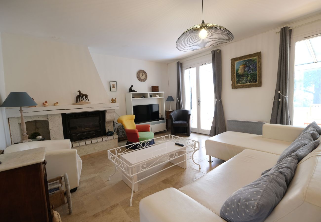 Maison à Mouriès - Location vacances maison piscine MOURIES LS1-308