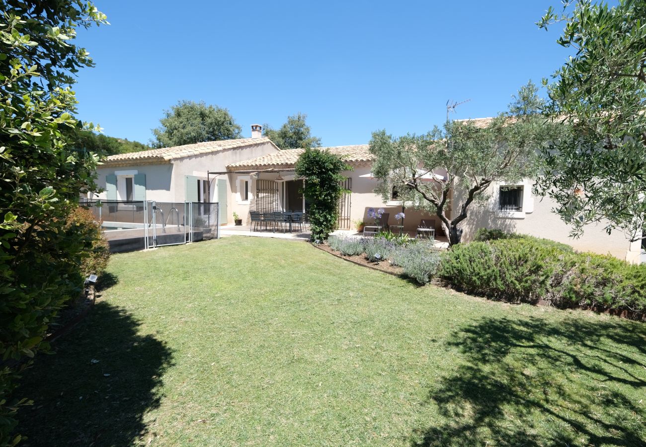 Maison à Aureille - Location vacances maison piscine AUREILLE LS1-406.