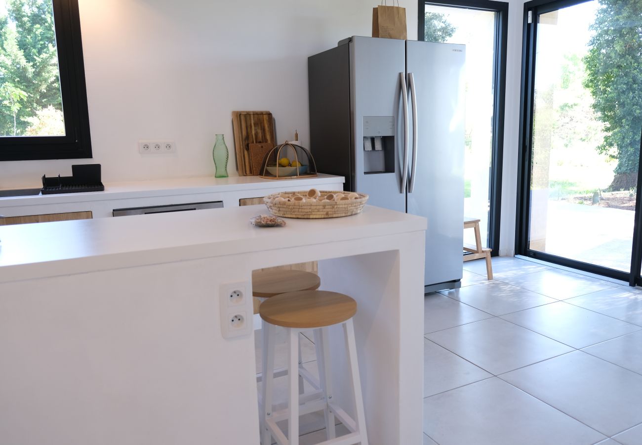 Villa à Lagnes - Location vacances maison piscine LAGNES LS2-411.