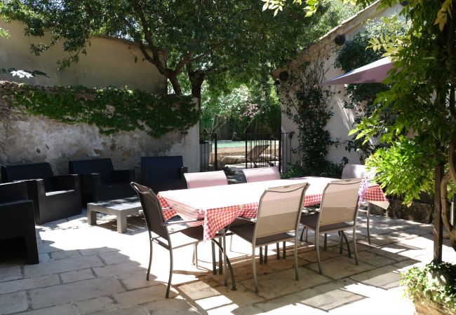 Villa à Cheval Blanc - Location vacances piscine CHEVAL BLANC LS2-413 Villa à Cheval Blanc - Location vacances piscine CHEVAL BLANC LS2-413