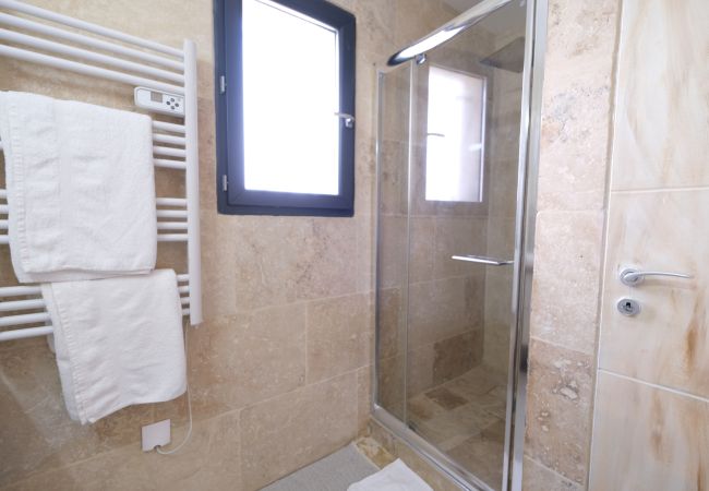 Villa à Arles - Location vacances maison piscine ARLES LS3-432 Villa à Arles - Location vacances maison piscine ARLES LS3-432