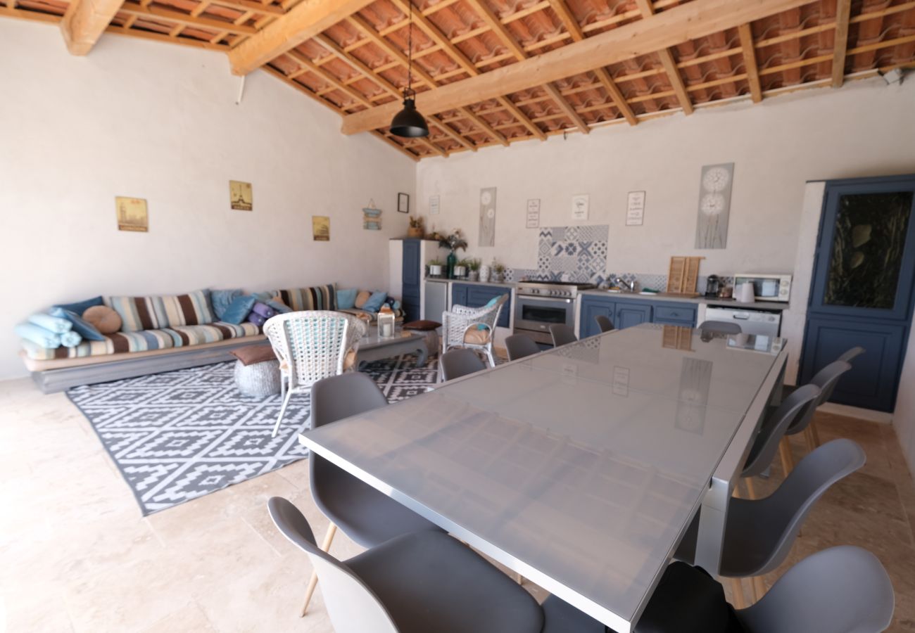 Villa à Arles - Location vacances maison piscine ARLES LS3-432.