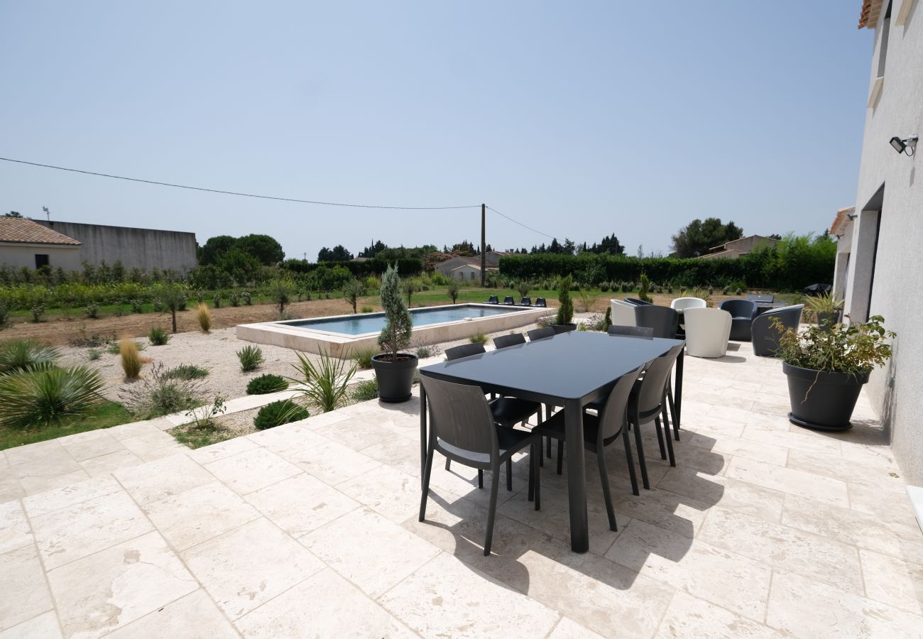 Villa à Arles - Location vacances maison piscine ARLES LS3-432.