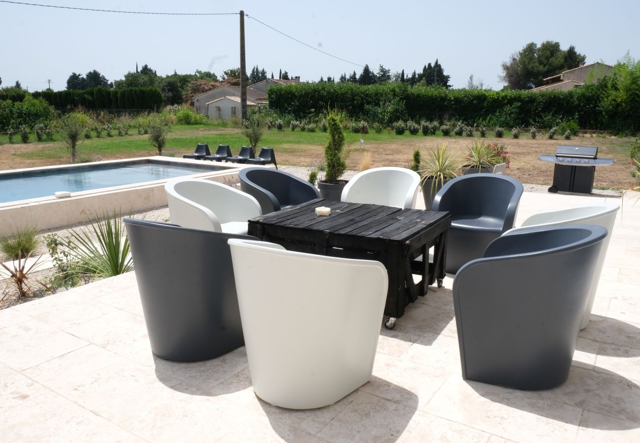 Villa à Arles - Location vacances maison piscine ARLES LS3-432.