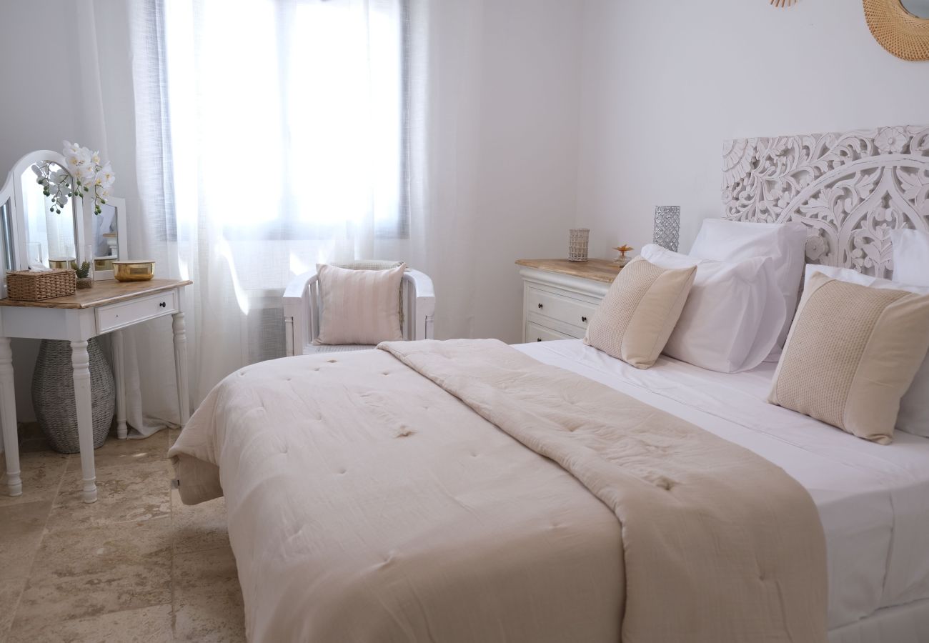 Location vacances ARLES villa avec piscine à louer 4 chambres