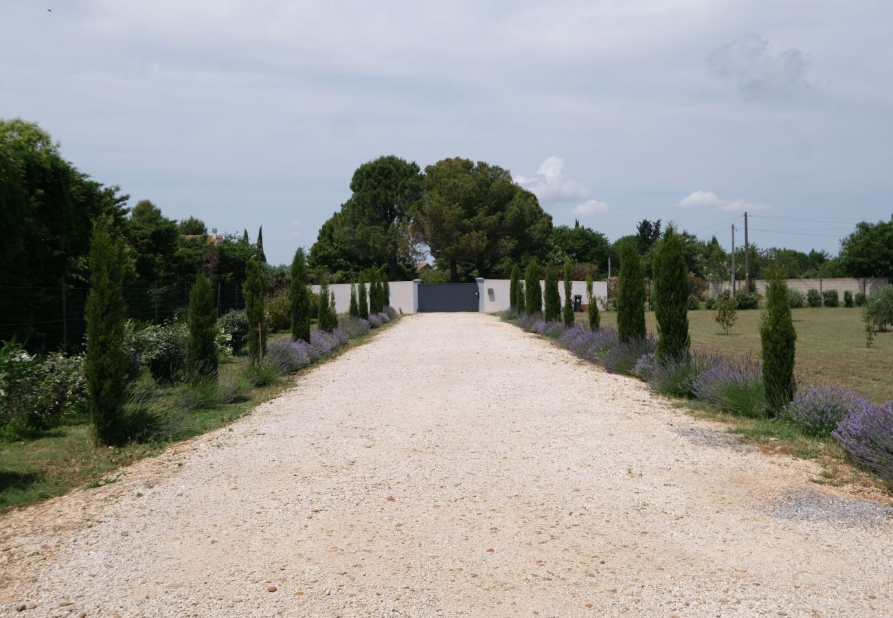 Villa à Arles - Location vacances maison piscine ARLES LS3-432