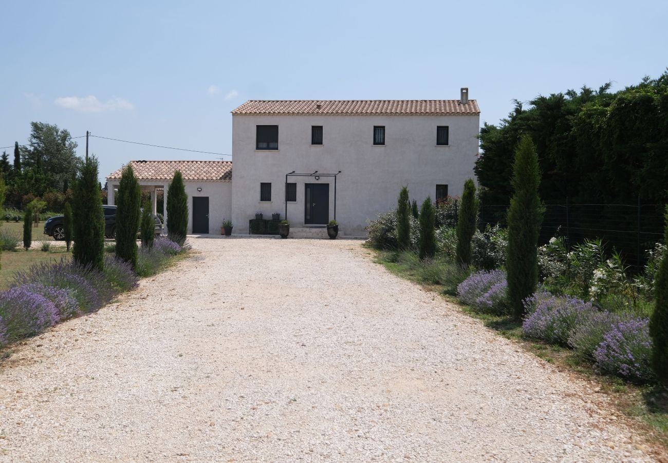 Villa à Arles - Location vacances maison piscine ARLES LS3-432