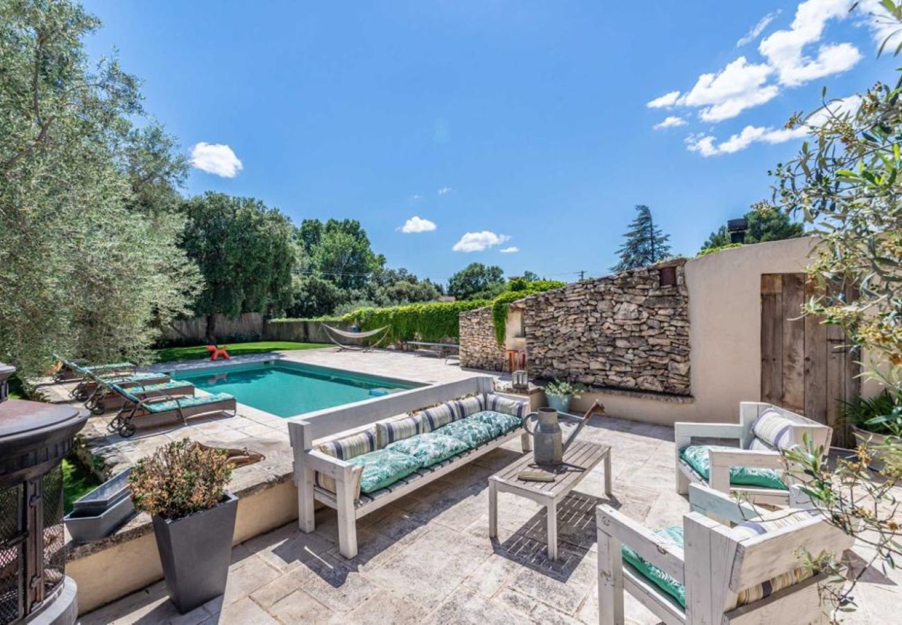 Villa à Aureille - Location vacances maison piscine AUREILLE LS1-417.