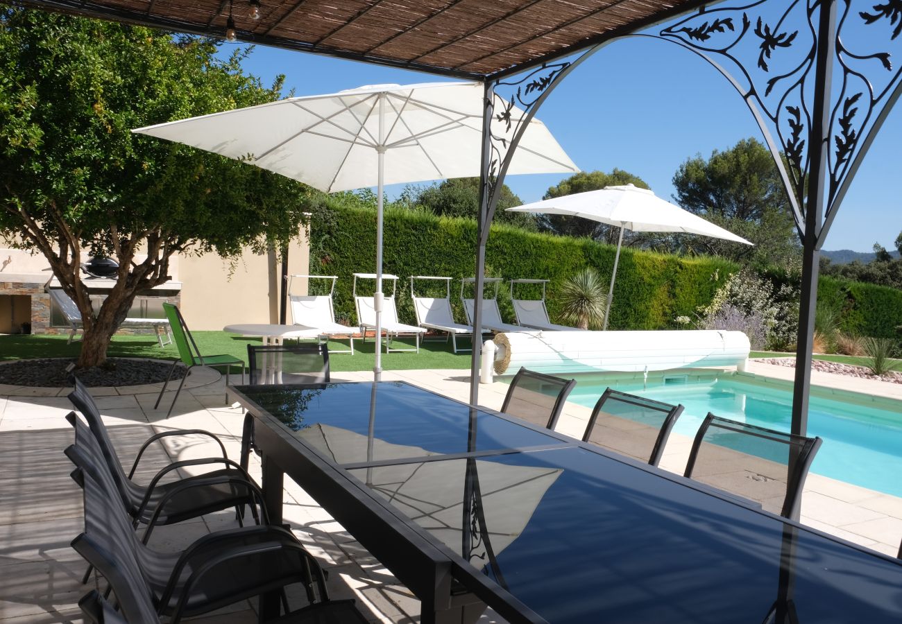 Villa à Puget - Location vacances maison piscine PUGET LS2-427.