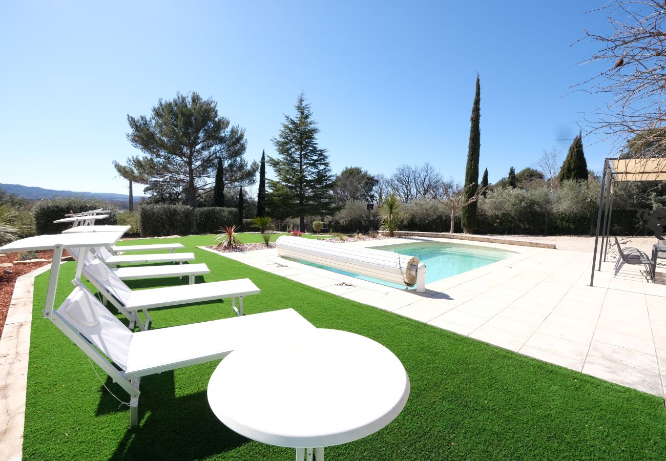Villa à Puget - Location vacances maison piscine PUGET LS2-427.