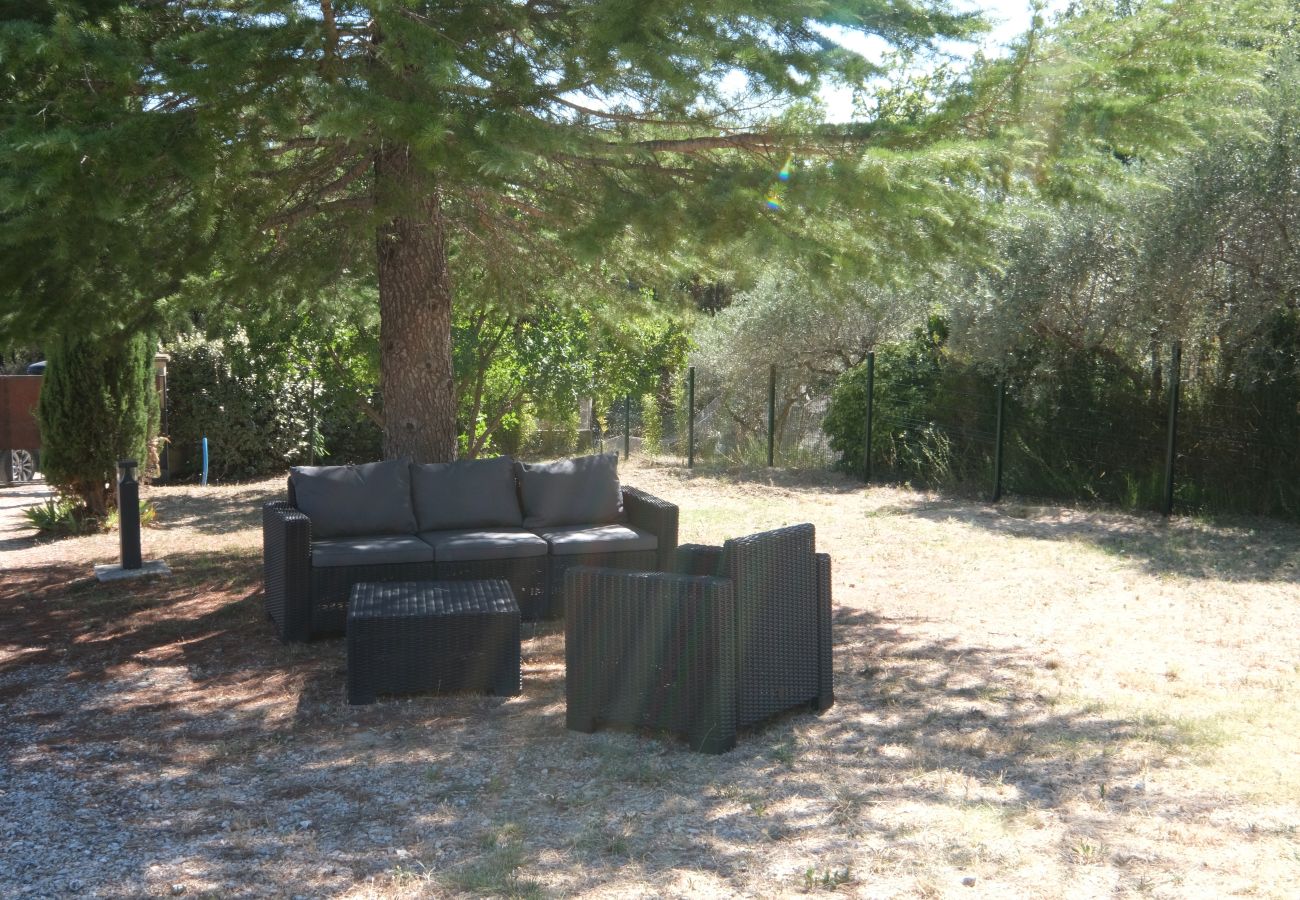 Villa à Puget - Location vacances maison piscine PUGET LS2-427.