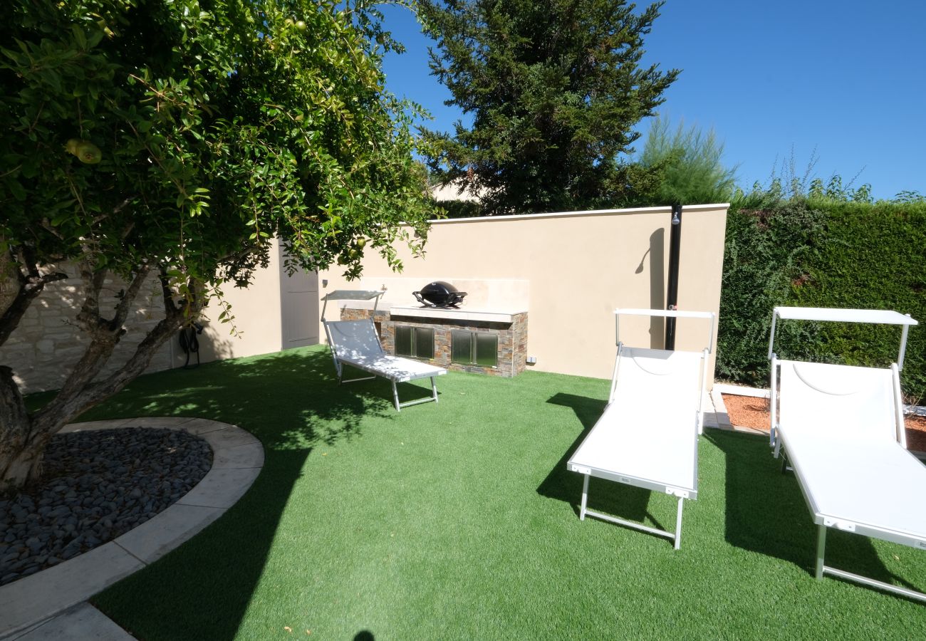 Villa à Puget - Location vacances maison piscine PUGET LS2-427.
