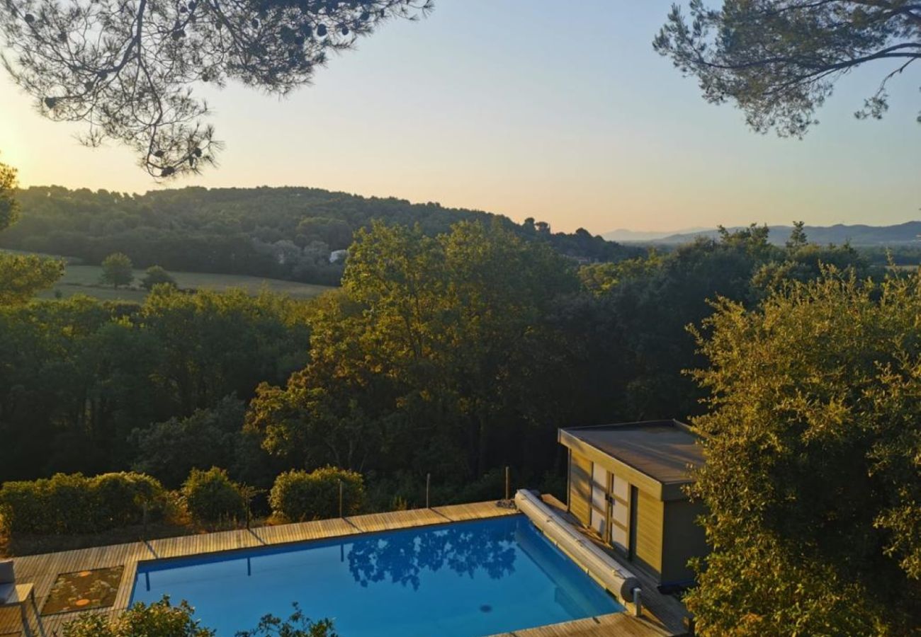 Villa à Puget -  Location vacances maison piscine PUGET LS2-405.
