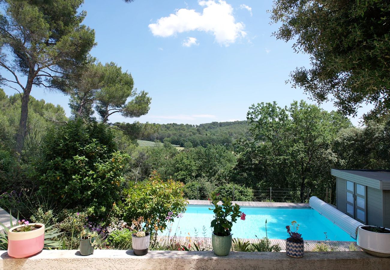 Villa à Puget -  Location vacances maison piscine PUGET LS2-405.