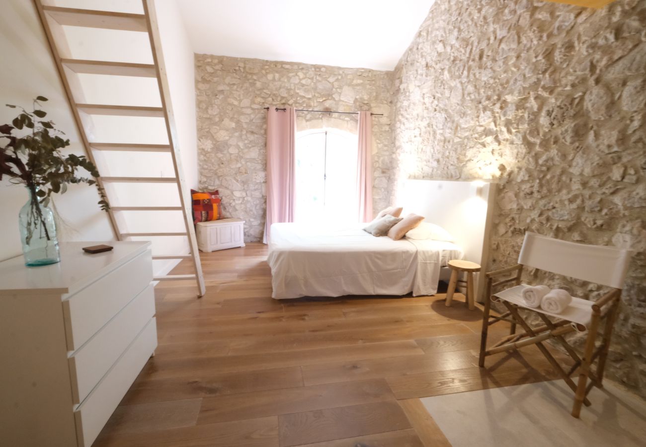 Location vacances MAUSSANE LES ALPILLES maison à louer 4 chambres