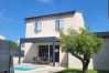 Villa à Lauris - Location vacances maison piscine LAURIS LS2-438. Villa à Lauris - Location vacances maison piscine LAURIS LS2-438.