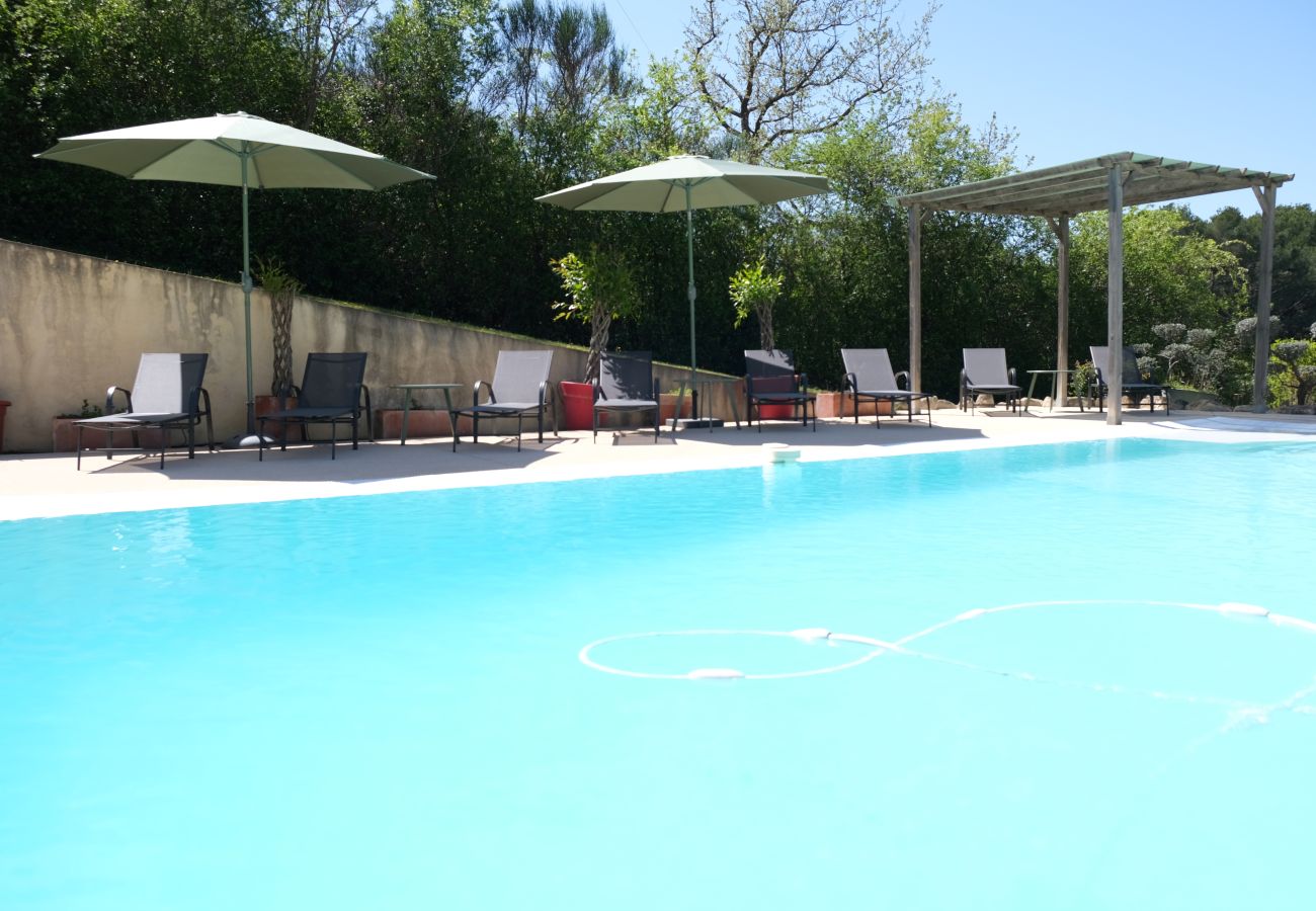 Villa à Puget - Location vacances maison piscine PUGET LS2-442.