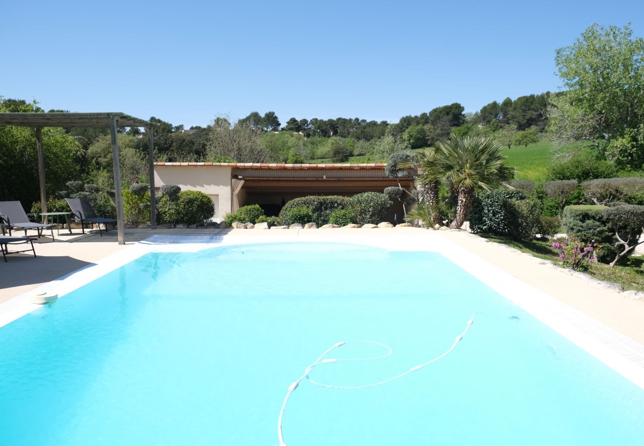 Villa à Puget - Location vacances maison piscine PUGET LS2-442.