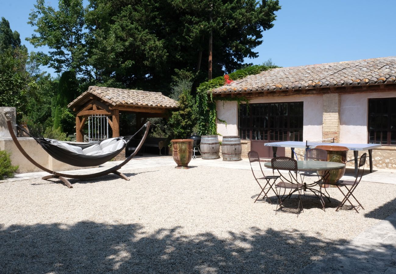 Villa à Cavaillon - Location vacances mas piscine LES VIGNERES LS2-17