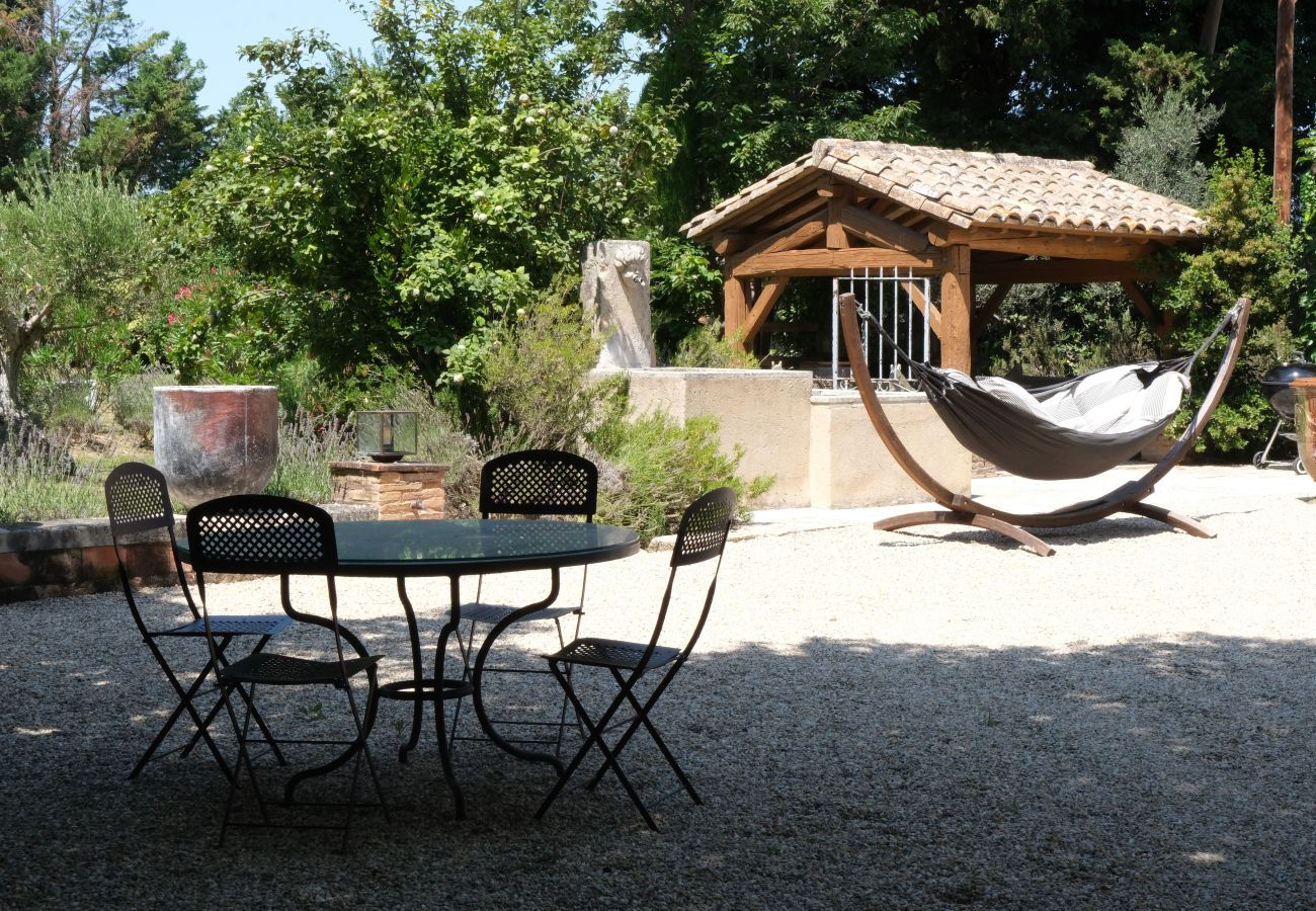 Villa à Cavaillon - Location vacances mas piscine LES VIGNERES LS2-17