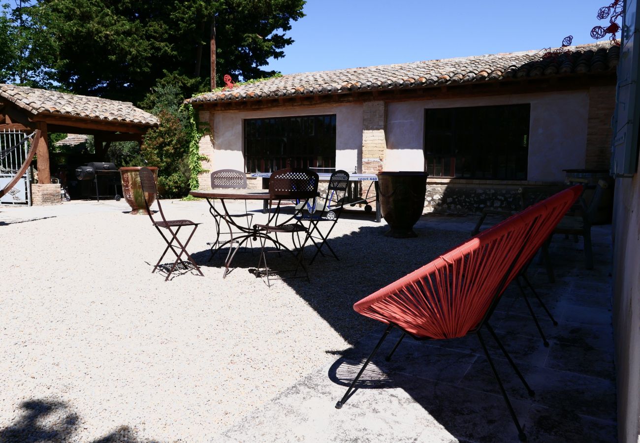 Villa à Cavaillon - Location vacances mas piscine LES VIGNERES LS2-17