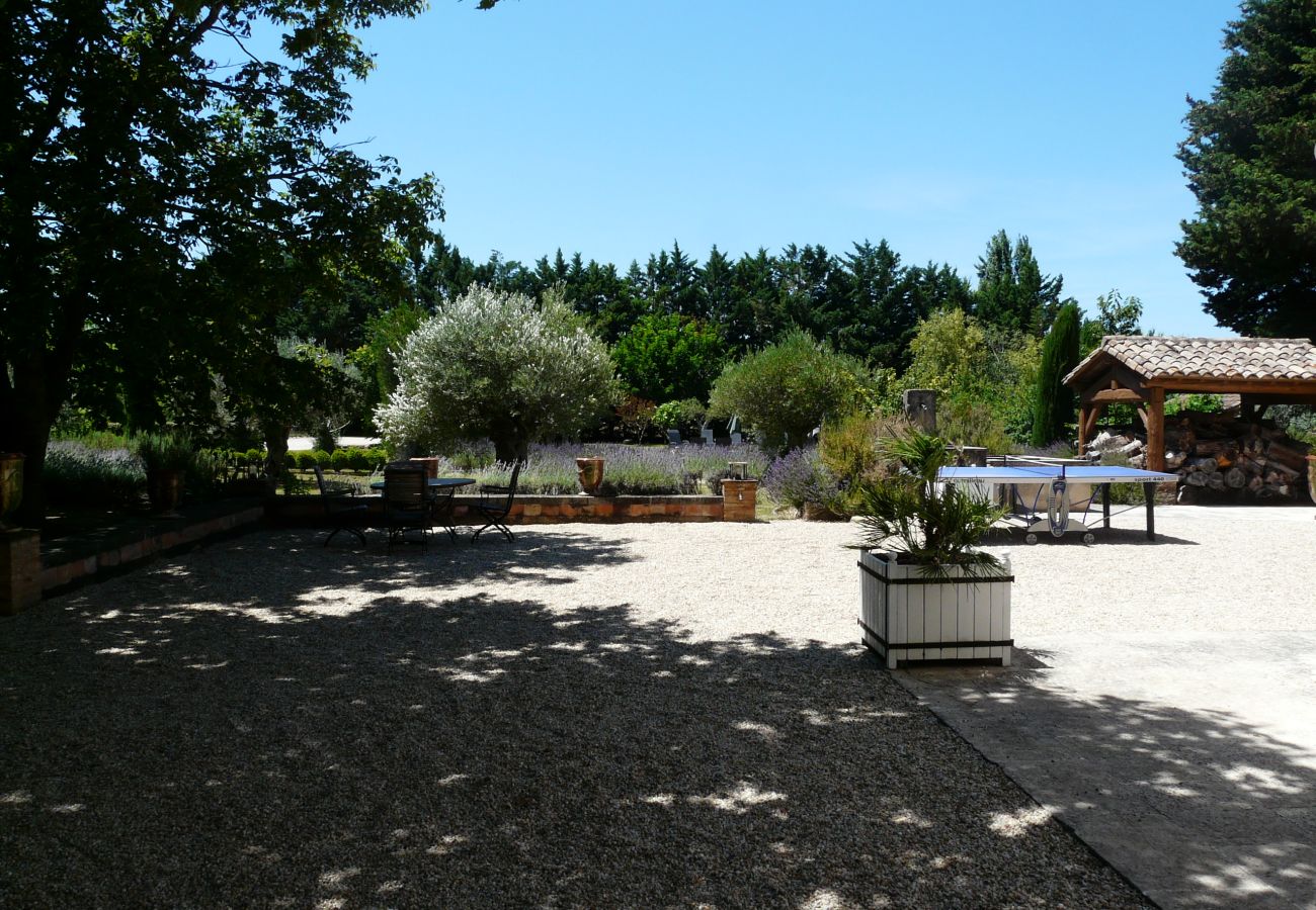 Villa à Cavaillon - Location vacances mas piscine LES VIGNERES LS2-17