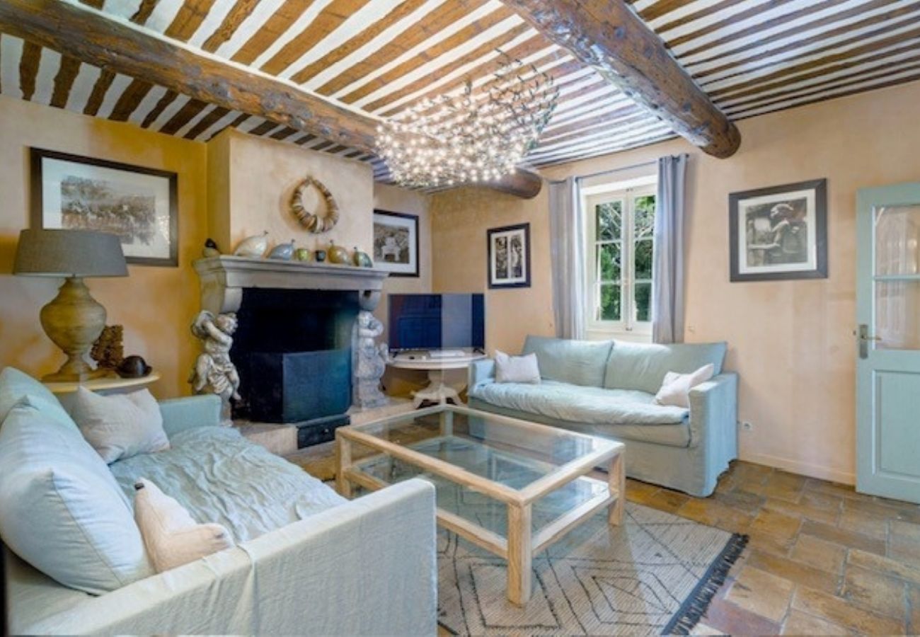 Villa à Cavaillon - Location vacances mas piscine LES VIGNERES LS2-17