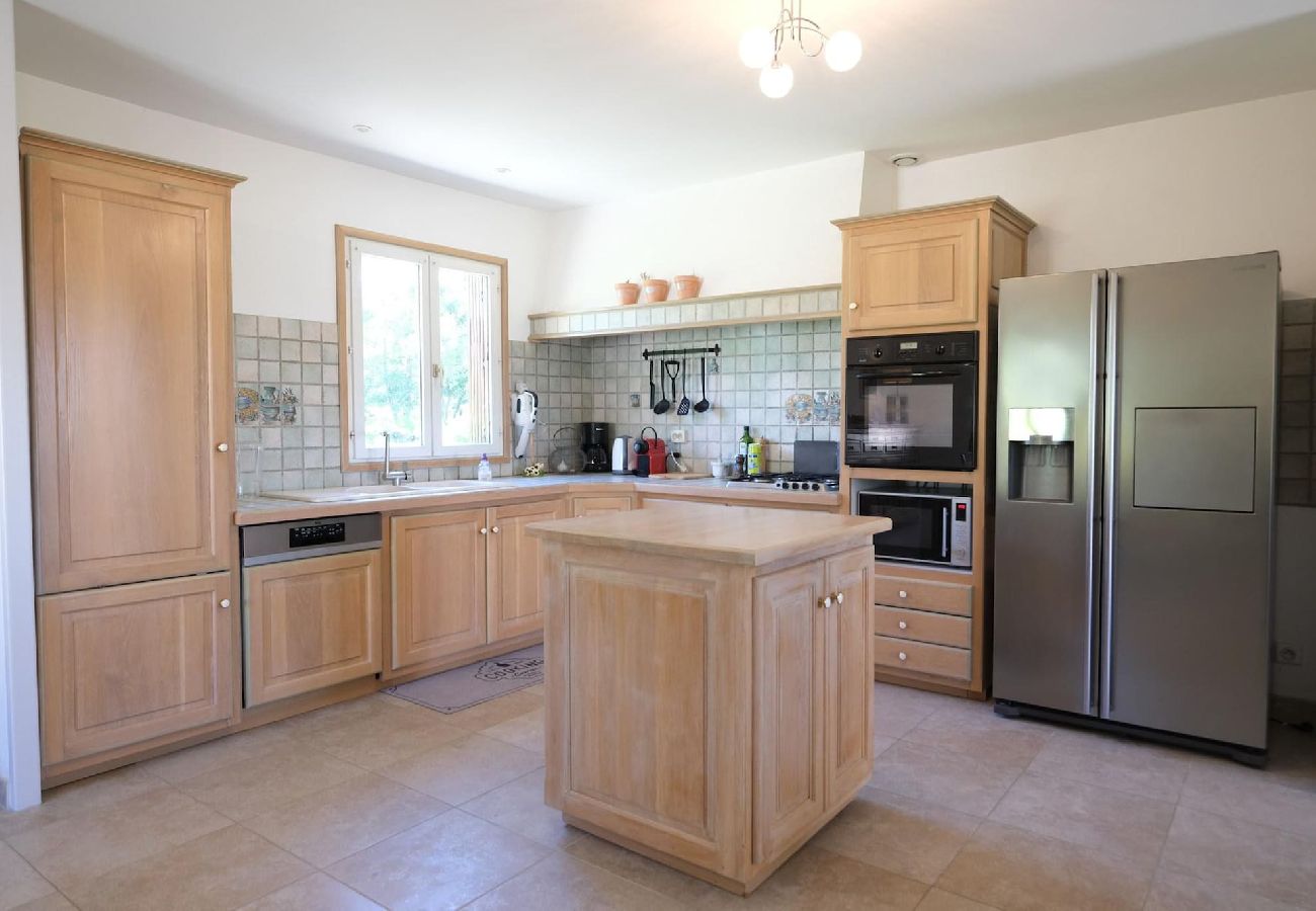 Villa à Saint-Saturnin-lès-Apt - Location vacances SAINT SATURNIN LES APT LS2-444.