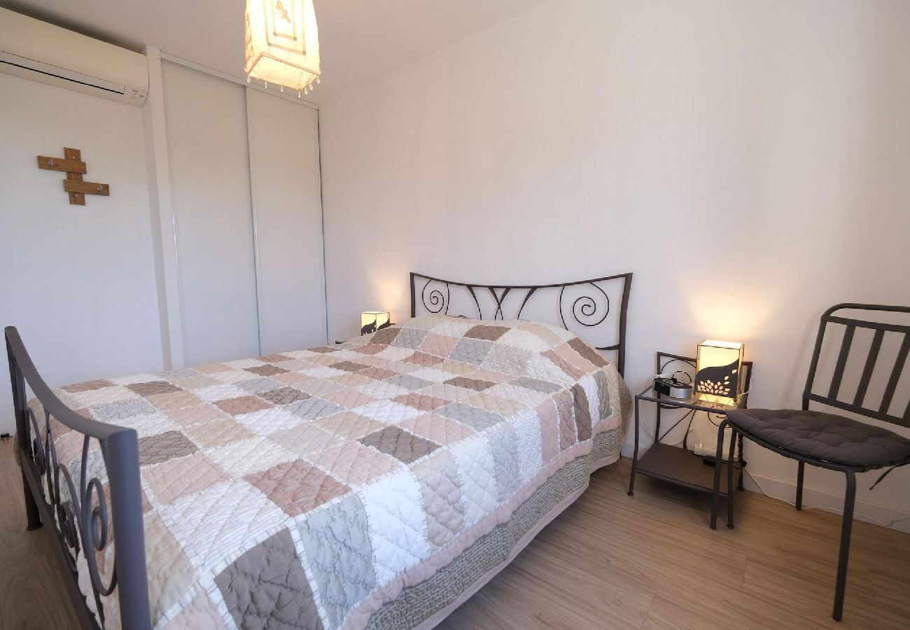 Villa à Saint-Saturnin-lès-Apt - Location vacances SAINT SATURNIN LES APT LS2-444.