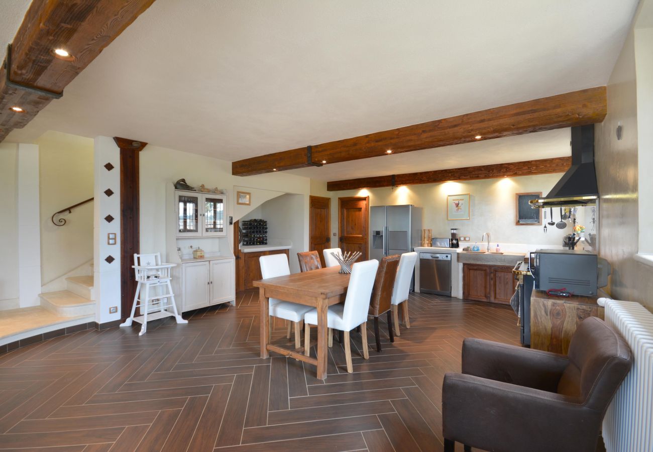 Maison à Arles - Location vacances maison piscine MOULES LS3-299.