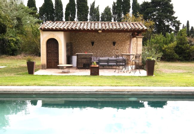 Maison à Eygalières - Location vacances mas piscine EYGALIERES LS1-447 Maison à Eygalières - Location vacances mas piscine EYGALIERES LS1-447