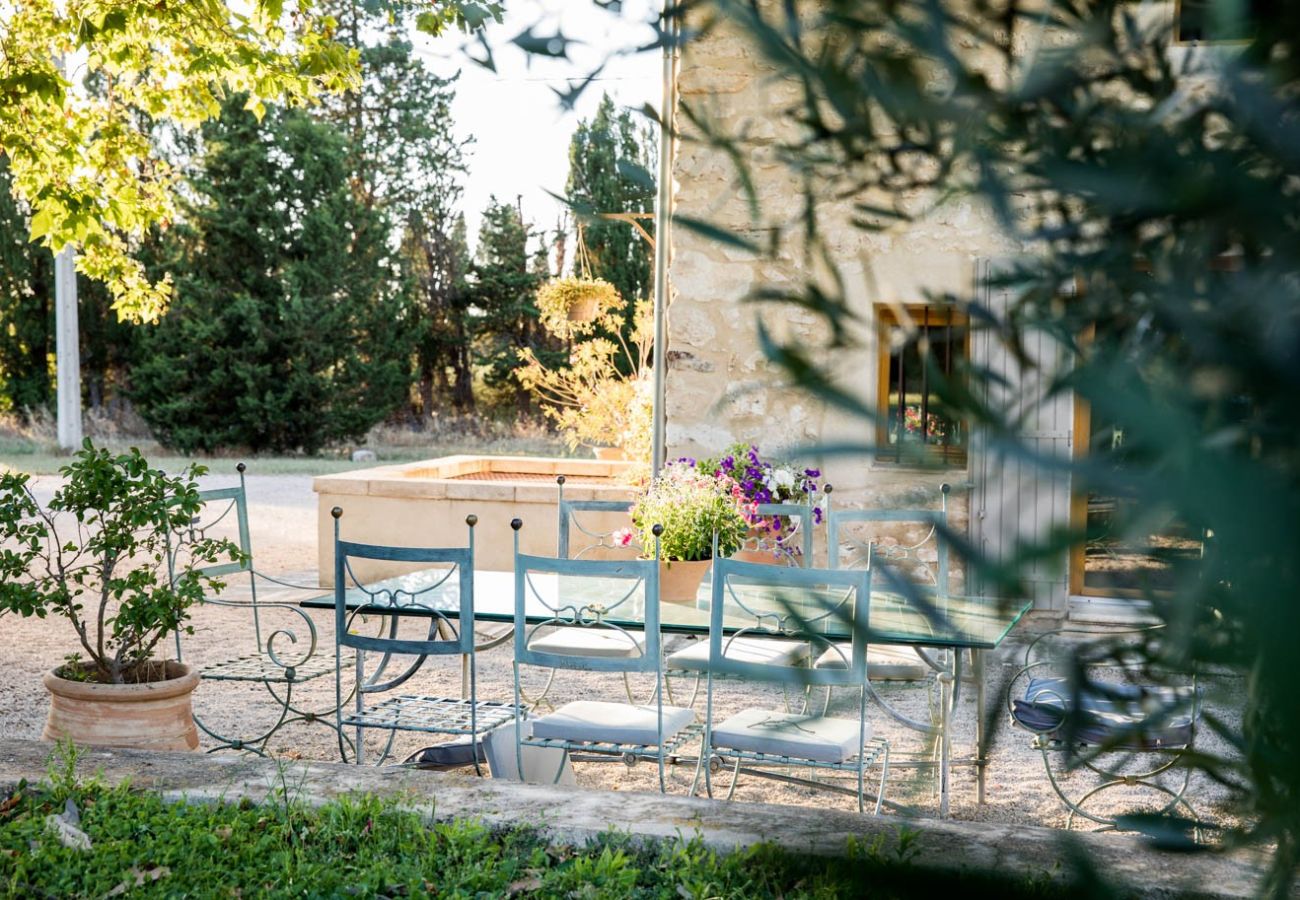 Maison à Eygalières - Location vacances mas piscine EYGALIERES LS1-447