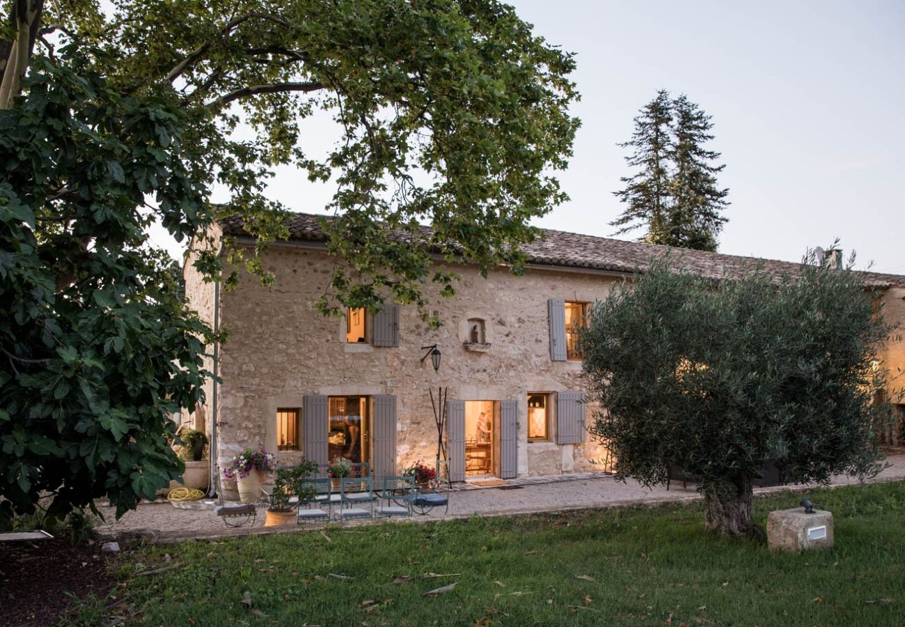 Maison à Eygalières - Location vacances mas piscine EYGALIERES LS1-447