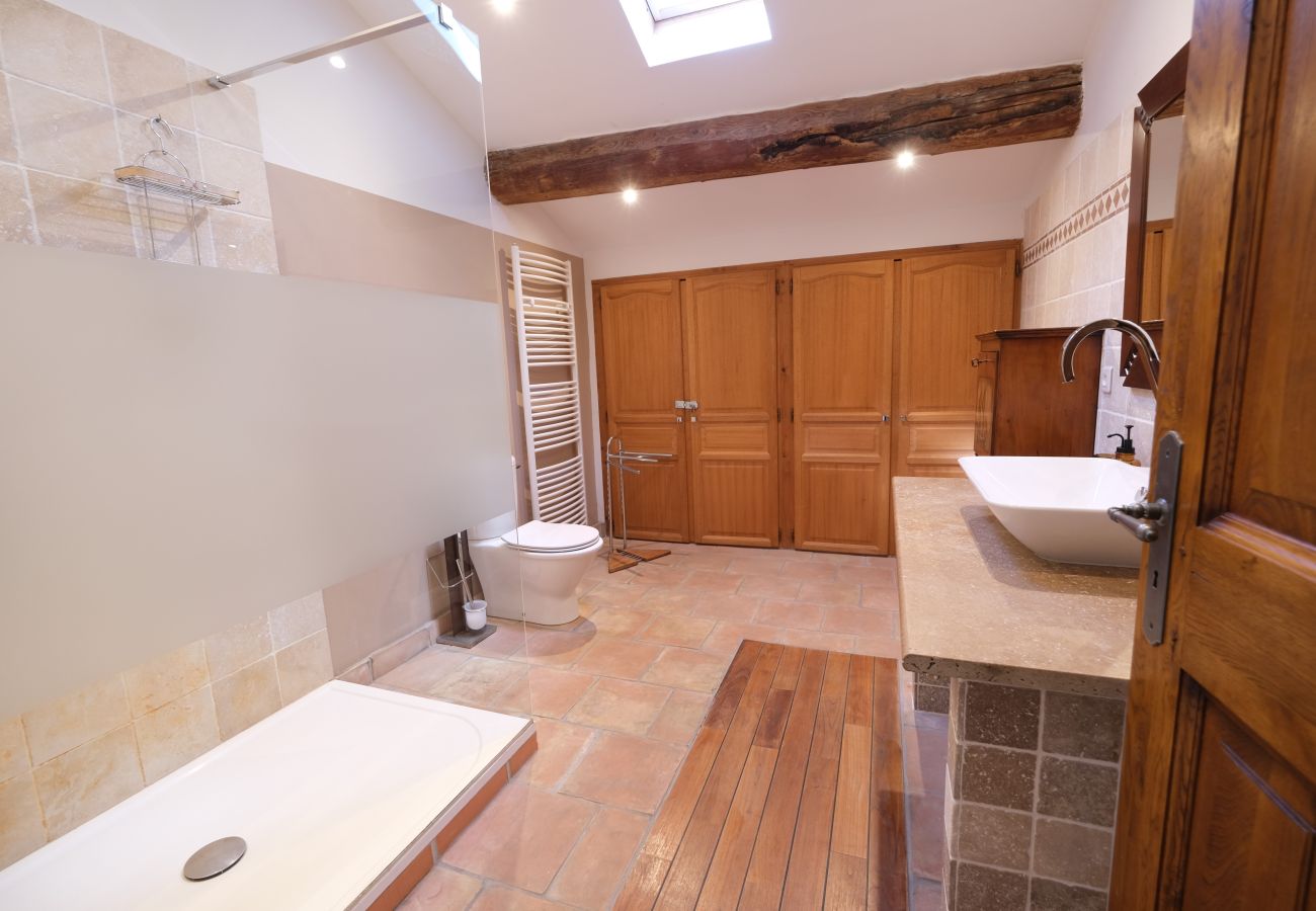 Maison à Eygalières - Location vacances mas piscine EYGALIERES LS1-447