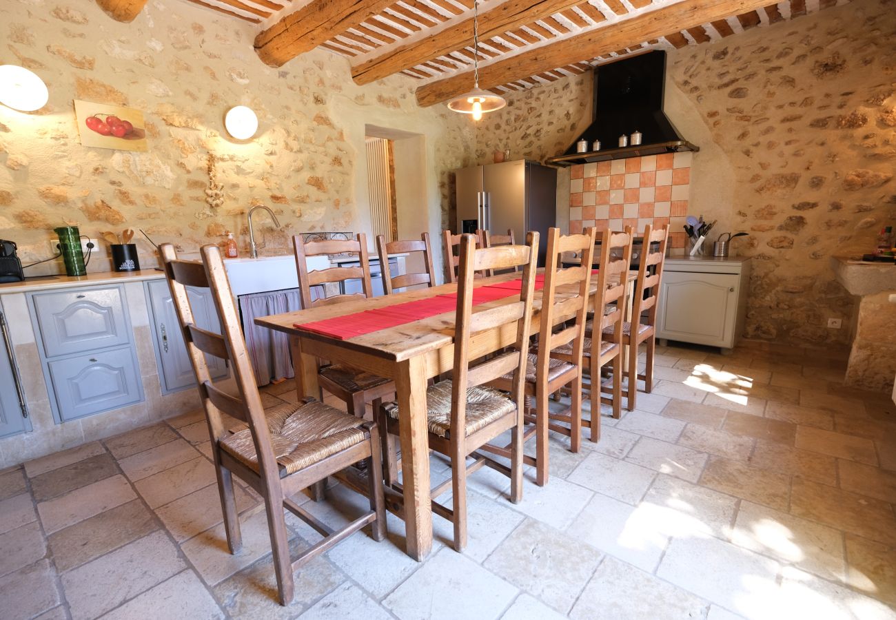 Maison à Eygalières - Location vacances mas piscine EYGALIERES LS1-447