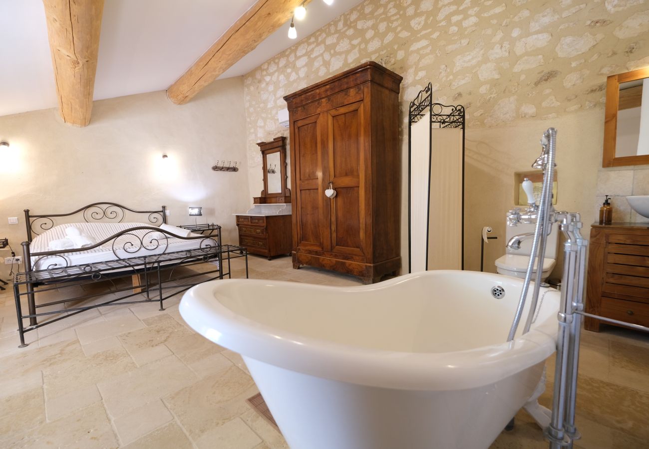 Maison à Eygalières - Location vacances mas piscine EYGALIERES LS1-447