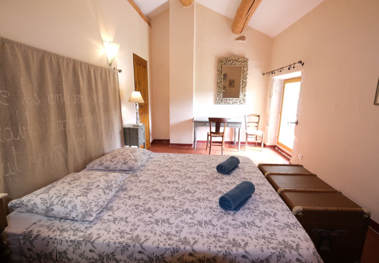 Maison à Eygalières - Location vacances mas piscine EYGALIERES LS1-447