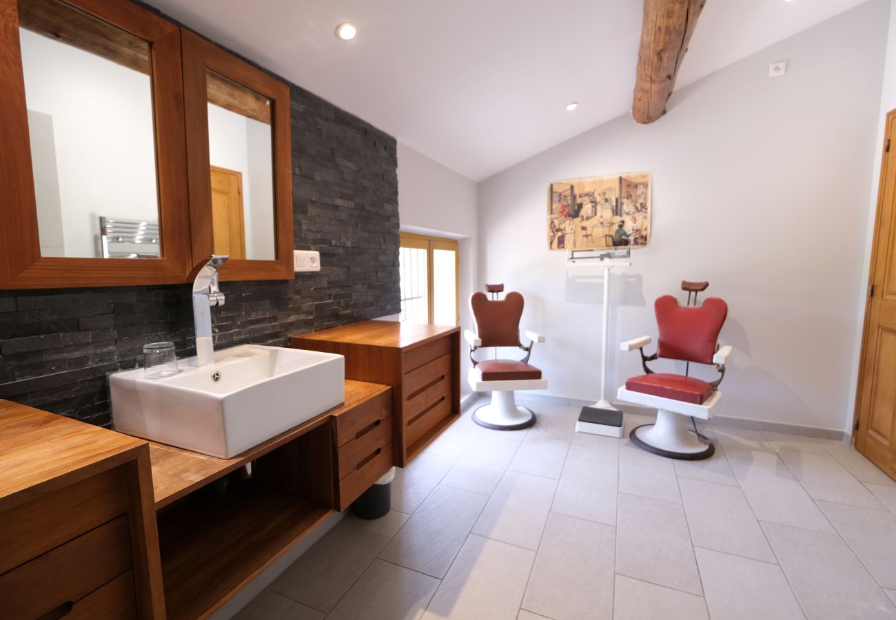 Maison à Eygalières - Location vacances mas piscine EYGALIERES LS1-447