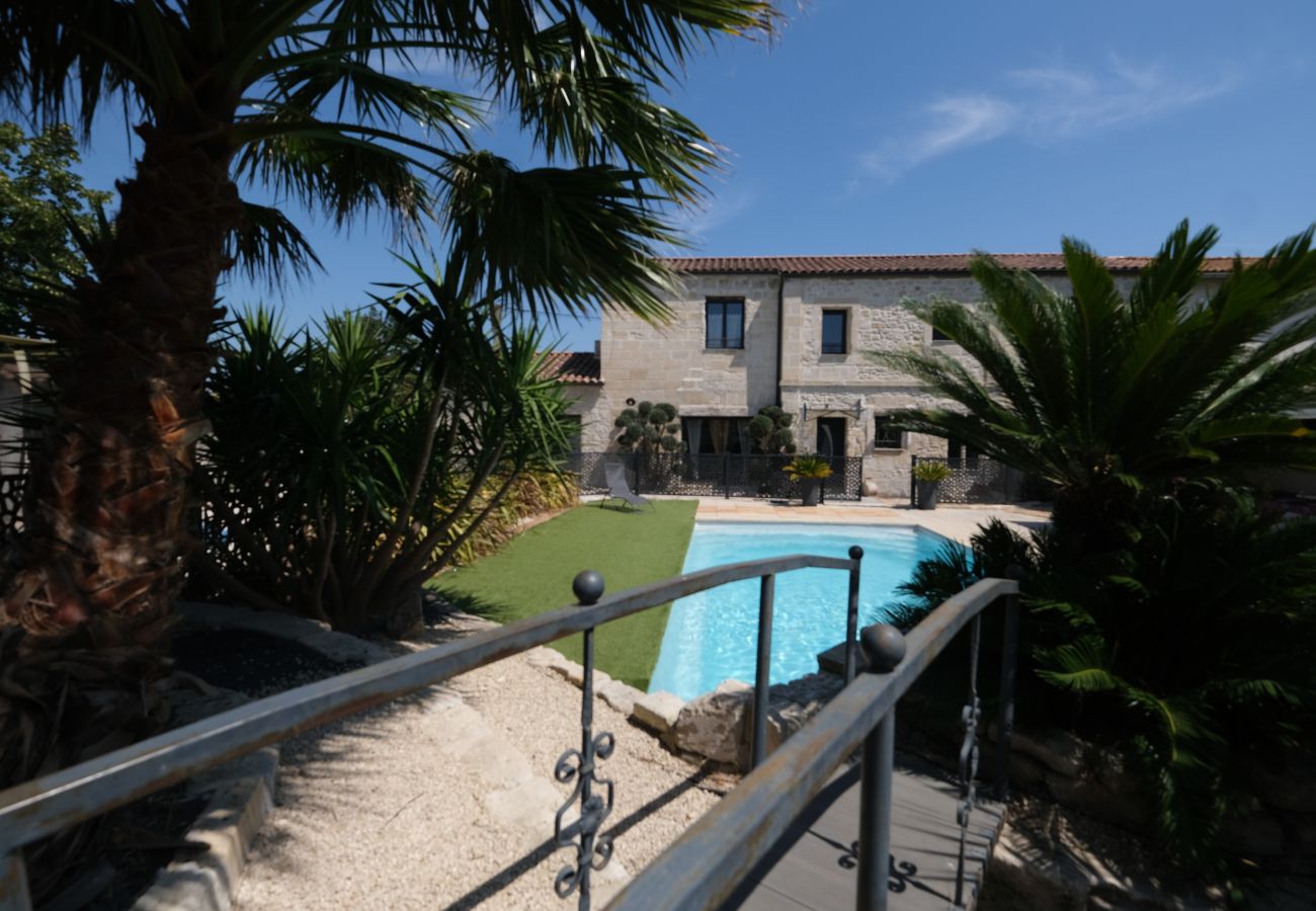 Location vacances CAMARGUE mas provencal à louer pour 8 personnes