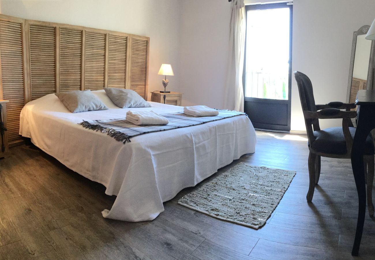 Villa à Maussane-les-Alpilles - Location vacances piscine MAUSSANE LS1-226.
