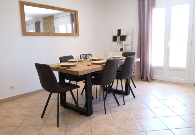 Villa à Saint Remy de Provence - Villa vue sur les Alpilles Saint Remy de Provence 6 pax LS1-454 Villa à Saint Remy de Provence - Villa vue sur les Alpilles Saint Remy de Provence 6 pax LS1-454