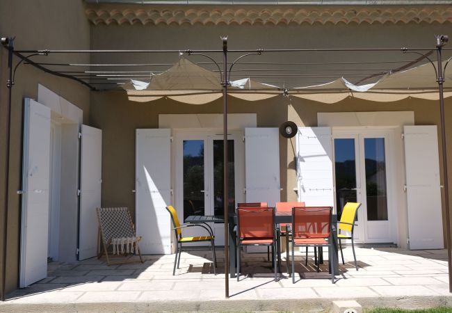 Villa à Saint Remy de Provence - Villa vue sur les Alpilles Saint Remy de Provence 6 pax LS1-454 Villa à Saint Remy de Provence - Villa vue sur les Alpilles Saint Remy de Provence 6 pax LS1-454