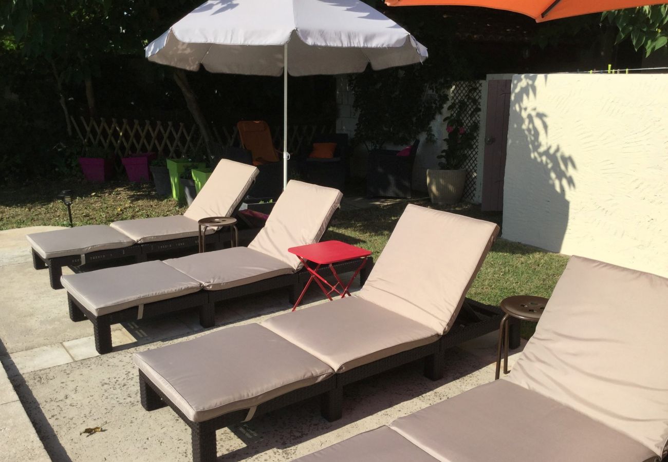 Maison à Mouriès - Maison avec piscine à Mouries Alpilles  6 personnes