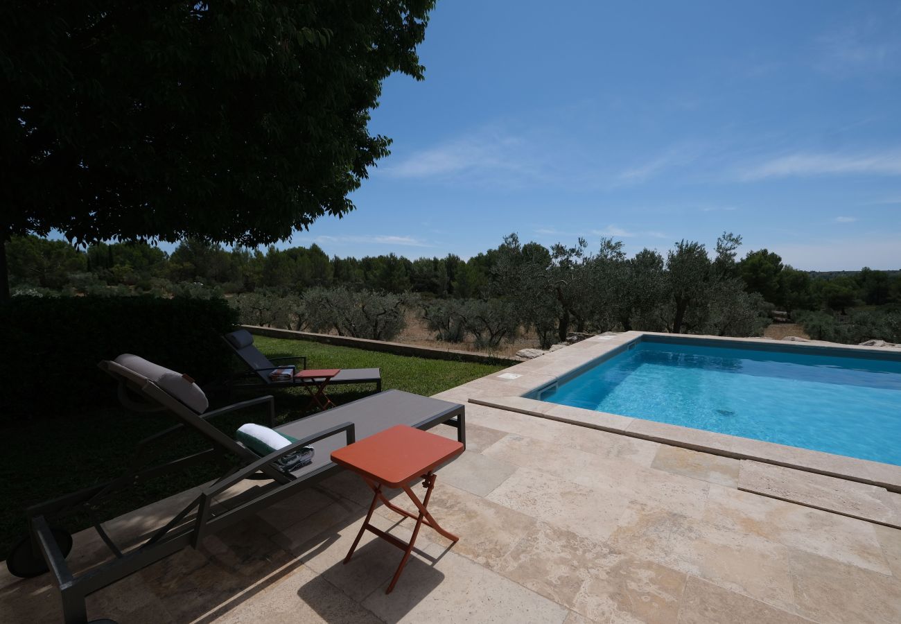 Villa à Mouriès - Villa climatisée piscine chauffée vue Alpilles Mouries