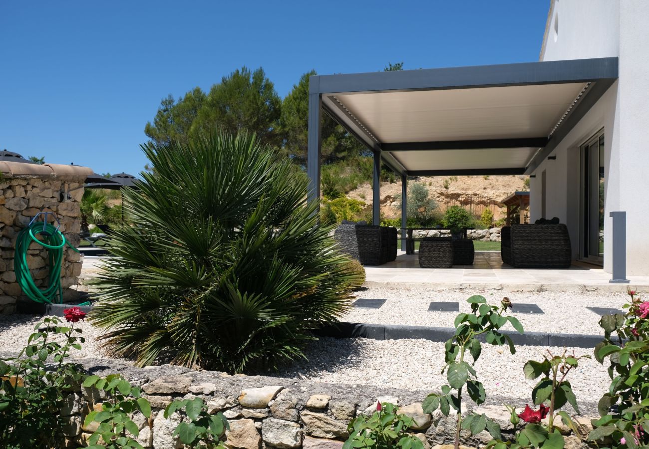 Villa à Saint-Cannat - Villa luxe climatisée piscine jolie vue Aix en Provence