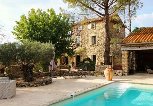 Villa à L´Isle sur la Sorgue - Mas Luxe Piscine chauffée Jacuzzi à L'Isle sur la Sorgue 