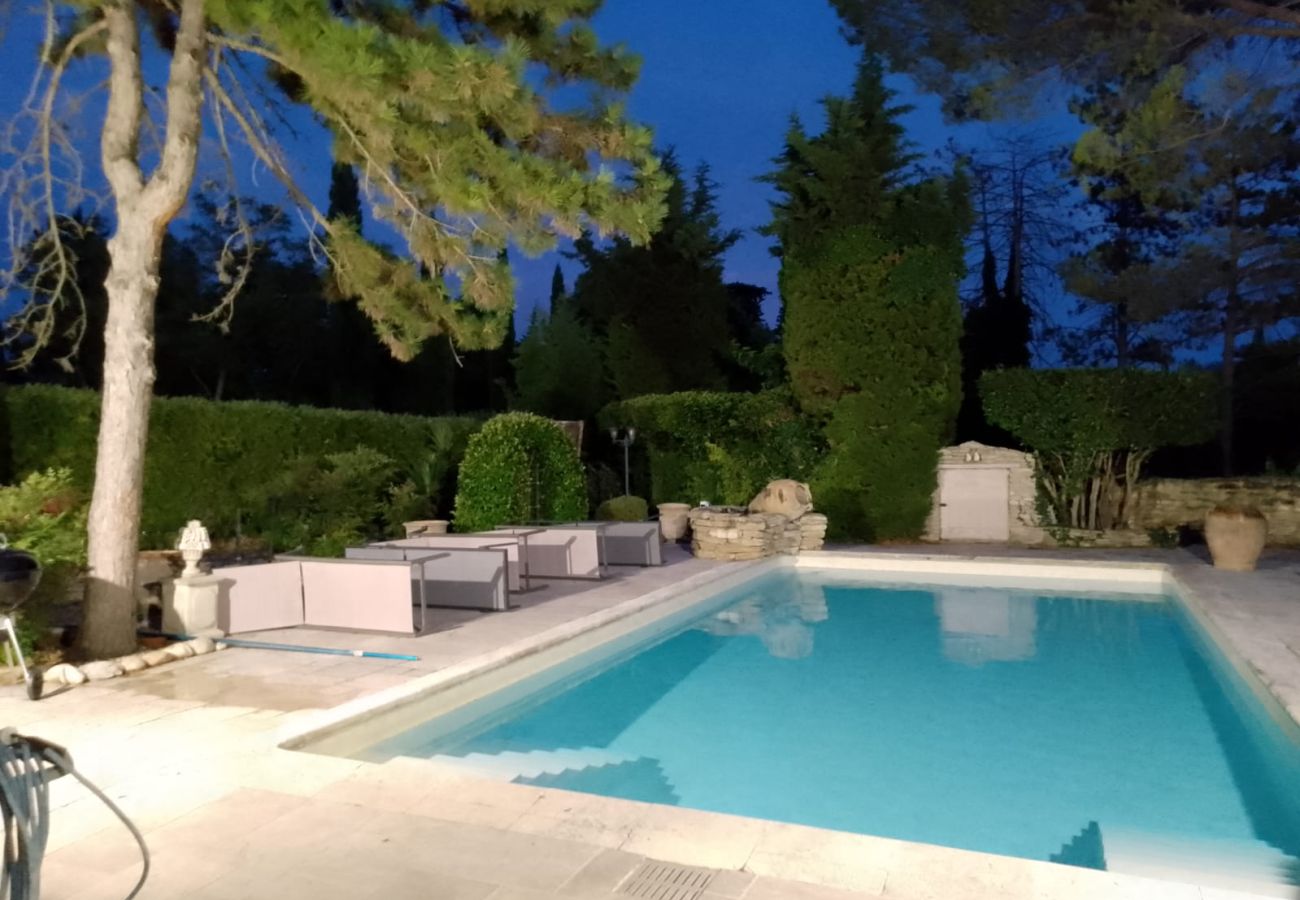 Villa à L´Isle sur la Sorgue - Mas Luxe Piscine chauffée Jacuzzi à L'Isle sur la Sorgue 