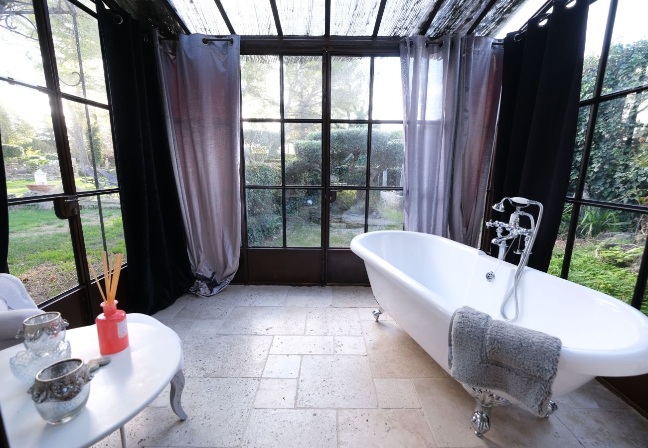 Villa à L´Isle sur la Sorgue - Mas Luxe Piscine chauffée Jacuzzi à L'Isle sur la Sorgue 